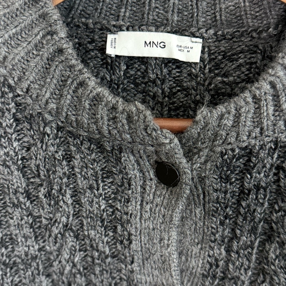 Mango MNG Cropped Ribbed Knit Cardigan Gray Button Front Medium - Picture 4 of 7